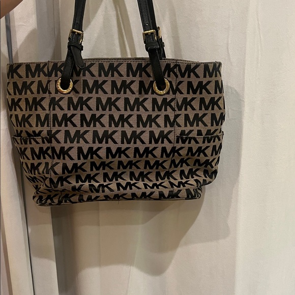 Michael Kors Monogram Black and Tan Tote - Picture 2 of 5